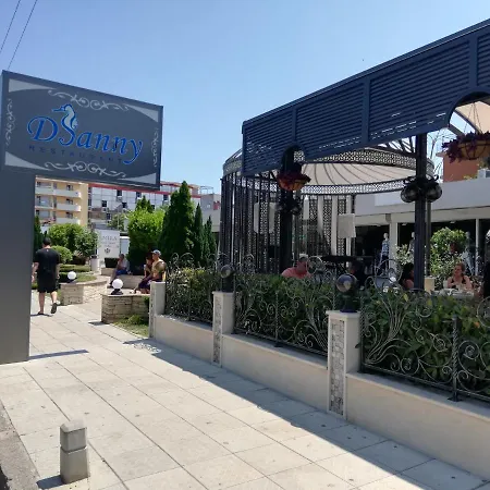 Debbies 2 Bed With Pool And Garden Views * Sunny Beach