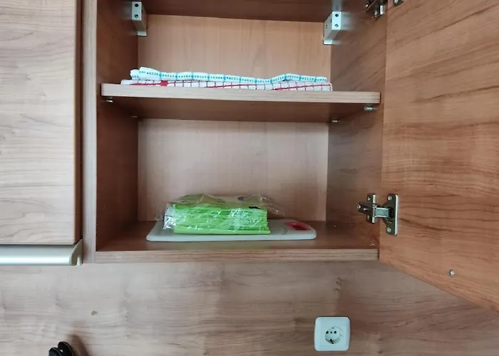 Debbies 2 Bed With Pool And Garden Views Apartment Slantschew brjag