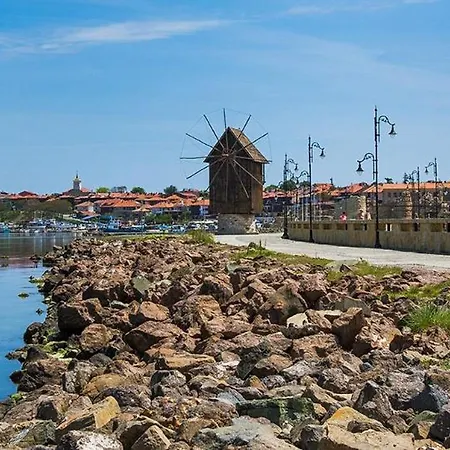 Debbies 2 Bed With Pool And Garden Views Σάνι Μπιτς